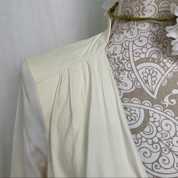 Alice & Olivia / White Leather Draped Front Jacket size medium jk3 - Picture 2 of 9